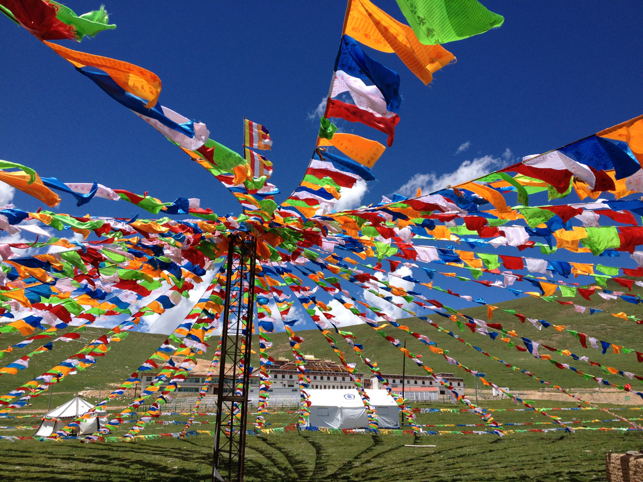 Ayang Gompa Raising prayer flags