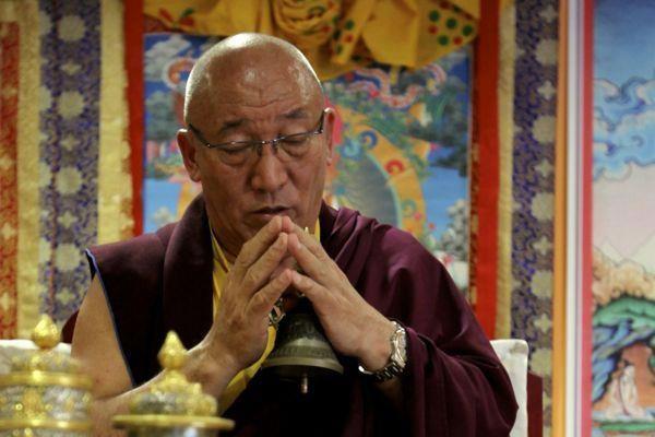 His Eminence Choeje Ayang Rinpoche, Phowa Master